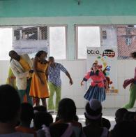 Voluntárias Sociais e Balé do TCA promovem apresentação no bairro Fazenda Grande do Retiro