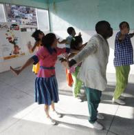 Voluntárias Sociais e Balé do TCA promovem apresentação no bairro Fazenda Grande do Retiro