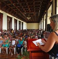 Grávidas recebem enxovais durante ação das Voluntárias Sociais