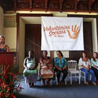 Grávidas recebem enxovais durante ação das Voluntárias Sociais