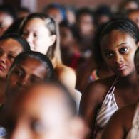 Grávidas recebem enxovais durante ação das Voluntárias Sociais