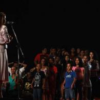 Ivete e Orquestra Juvenil ensaiam na véspera do show beneficente