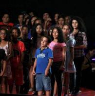 Ivete e Orquestra Juvenil ensaiam na véspera do show beneficente