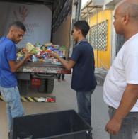 Voluntárias Sociais doam alimentos arrecadados em show de Saulo