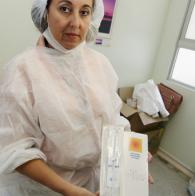Voluntárias realizam inserção de DIU para mulheres de baixa renda