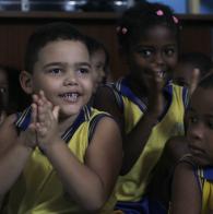 A visita do Bahia Cordas faz parte do Projeto Arte, Cultura e Lazer na Comunidade, desenvolvido pelas Voluntárias Sociais da Bahia (VSBA) em parceria com a Osba e o Balé do Teatro Castro Alves (TCA) VSBA e Osba levam música erudita a creche comunitária em Pirajá