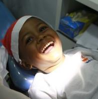Comemoração de Natal com crianças no Palácio de Ondina Crianças de creches carentes celebram Natal com Voluntárias Sociais da Bahia