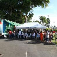 Voluntárias Sociais da Bahia realizam atividades para idosos de abrigos em comemoração ao Natal Idosos recebem serviços das Voluntárias Sociais como presente de Natal