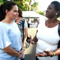 Voluntárias Sociais da Bahia realizam atividades para idosos de abrigos em comemoração ao Natal Idosos recebem serviços das Voluntárias Sociais como presente de Natal