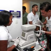 Cerca de 200 idosos são atendidos por um mutirão de cirurgias de catarata  Voluntárias Sociais proporcionam cirurgias de catarata a 200 idosos