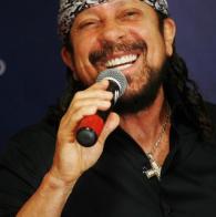 Bell apresentam novo show em prol do Aristides Maltez