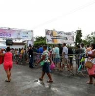 A Feira Cidadã, promovida pelas Voluntárias Sociais da Bahia (VSBA), está oferecendo, durante esta quinta-feira (12), serviços de saúde e cidadania para população do município de Catu e cidades vizinhas, na região nordeste do estado. Voluntárias Sociais levam serviços de saúde e cidadania para Catu