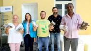 Voluntárias Sociais entregam 120 quilos de marisco para instituições